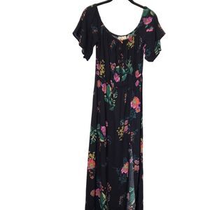 Love Stitch Dress Womens Size S Short Sleeve Crewneck Long Maxi Off The Shoulder